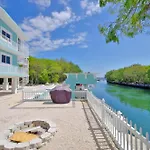 Casa Bahiamar Stunning Home - 28 Day Minimum, Pool And Dock