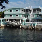 Casa Bahiamar Stunning Home - 28 Day Minimum, Pool And Dock