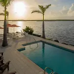 Endless Summer With Resort Privileges