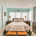Waterfront Key Largo Oasis With Boat Dock And Swim Spa