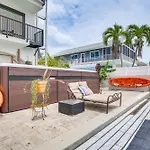 Waterfront Key Largo Oasis With Boat Dock And Swim Spa