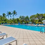 Modern And Coastal Ocean Pointe 2307