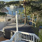 Tidemark - Private Swim Spa, Tiki, 200Ft Of Waterfront Dockage
