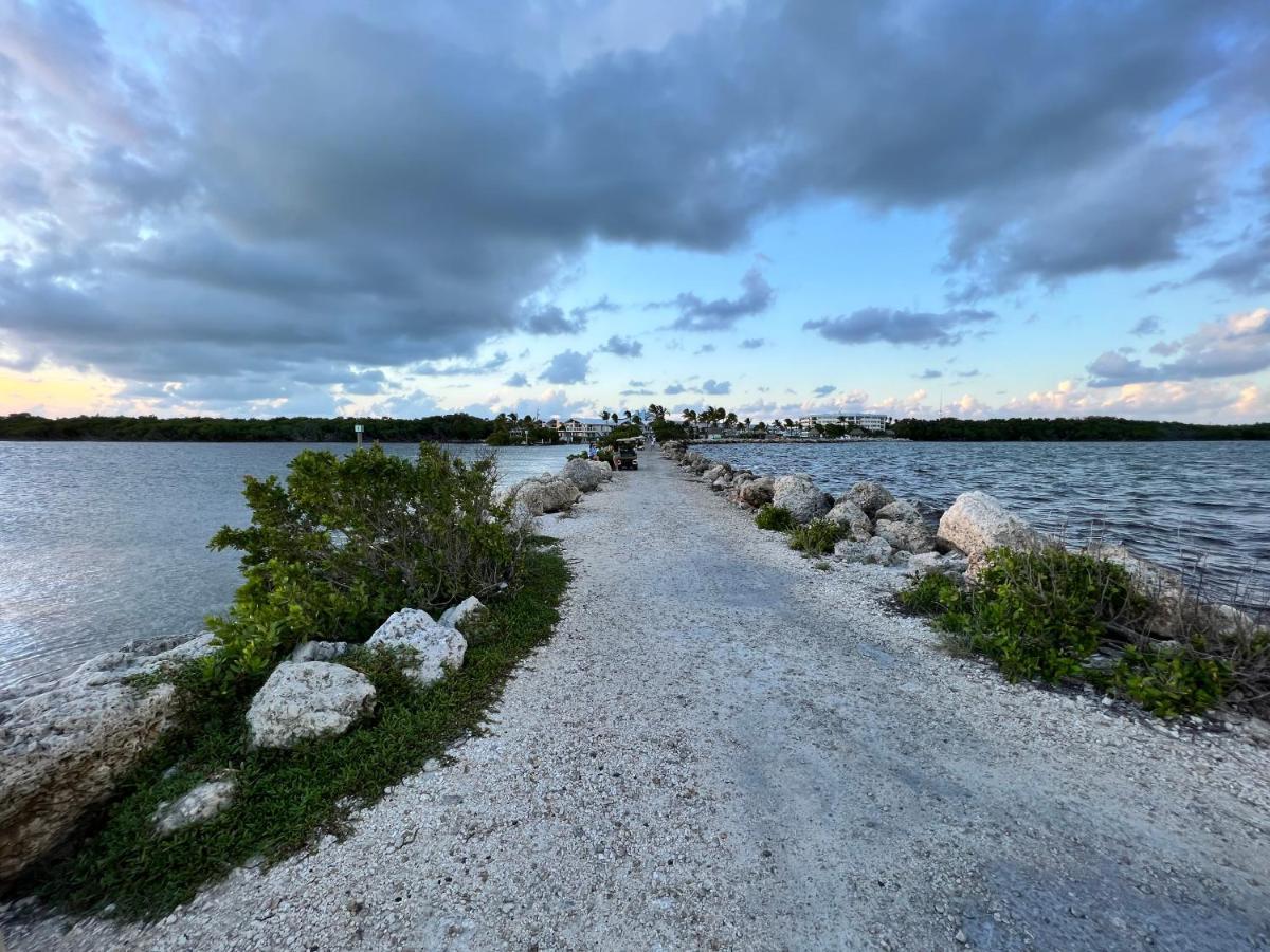 Apartment Voted Key Largo's #1 Destination, Pool, Marina, Kayaks, Tennis, Pickle Ball *