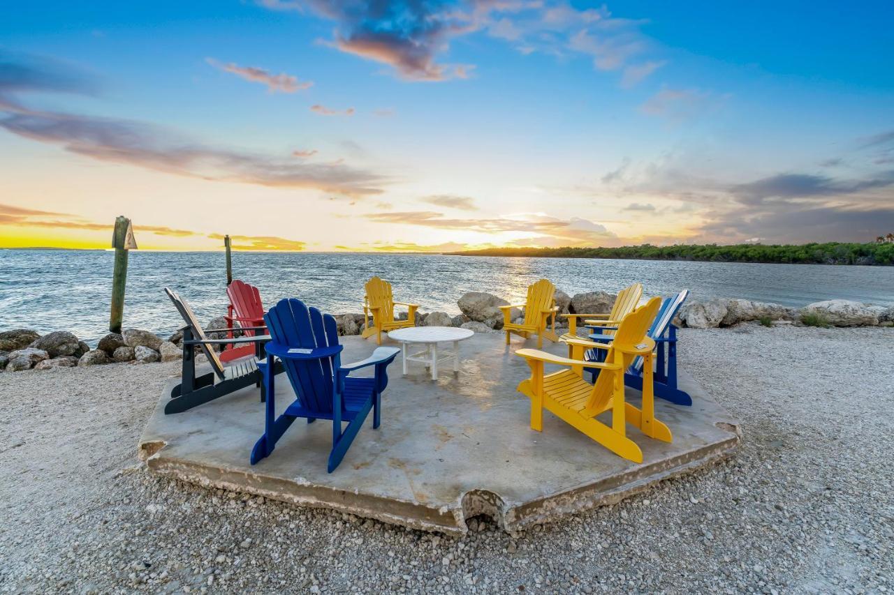 Voted Key Largo's #1 Destination, Pool, Marina, Kayaks, Tennis, Pickle Ball Apartment