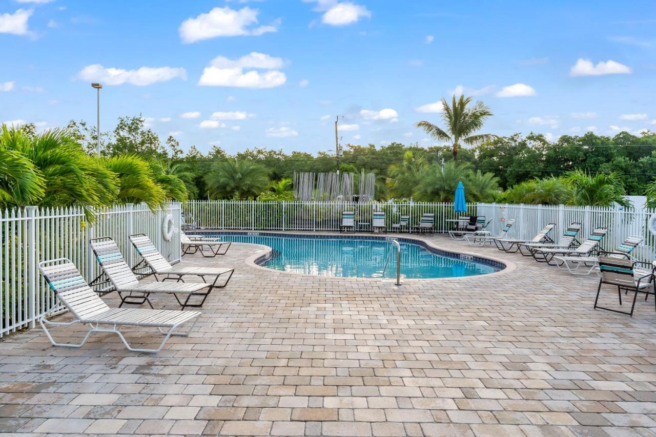 Apartment Voted Key Largo's #1 Destination, Pool, Marina, Kayaks, Tennis, Pickle Ball *