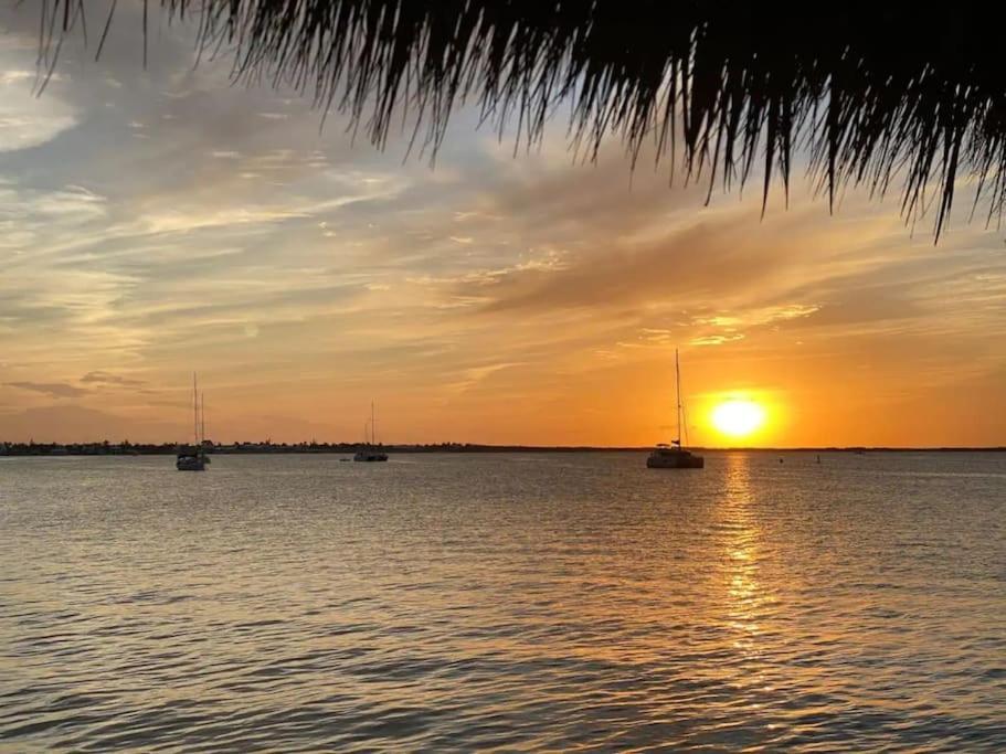 Serenity At Moon Bay! *