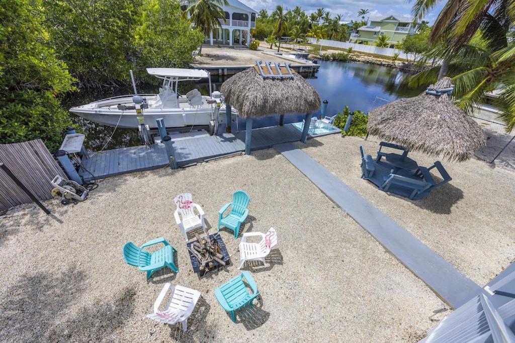 Bayside Canal With Dock/ Jacuzzi/ Pool. *