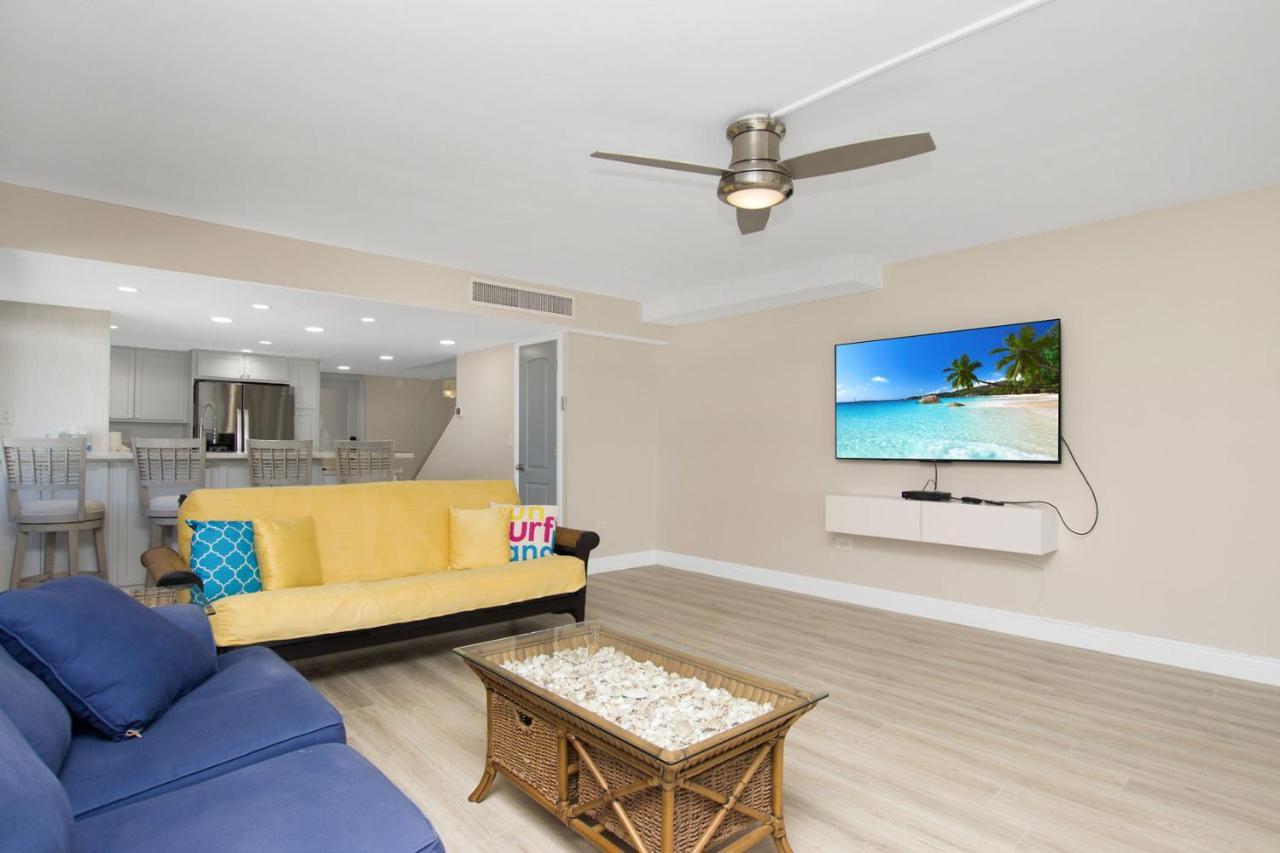Rock Harbor P8 Holiday home