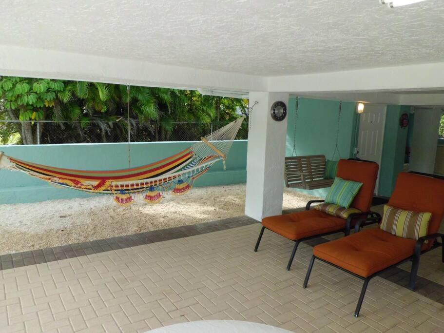 Casa Bahiamar Stunning - 28 Day Minimum, Pool And Dock * Key Largo