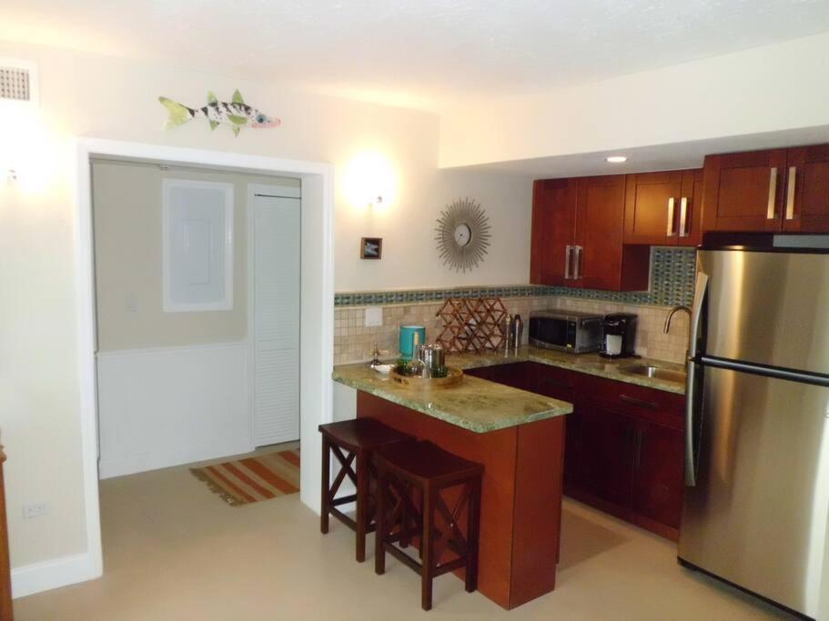 Casa Bahiamar Stunning - 28 Day Minimum, Pool And Dock