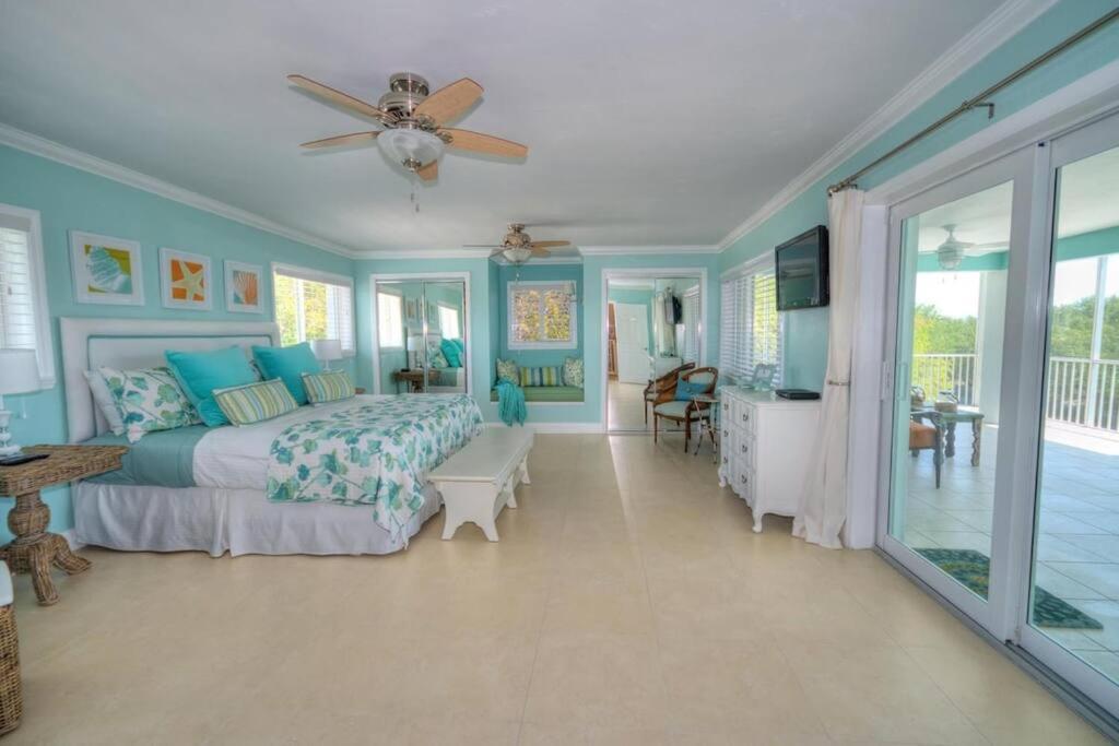 Casa Bahiamar Stunning - 28 Day Minimum, Pool And Dock