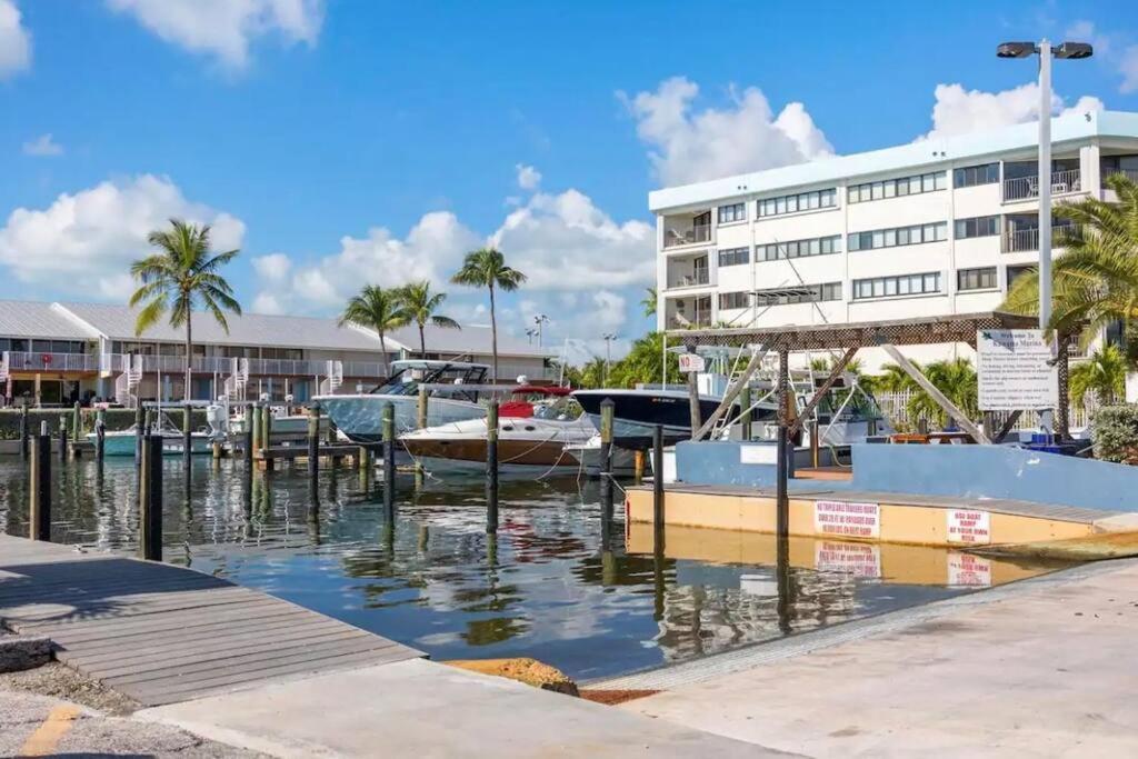 Holiday home Overlooking Marina/ocean View & Free Golf Cart *