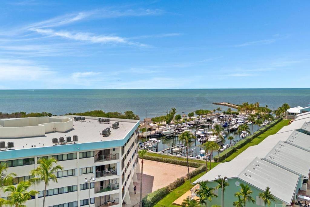 Overlooking Marina/ocean View & Free Golf Cart Key Largo