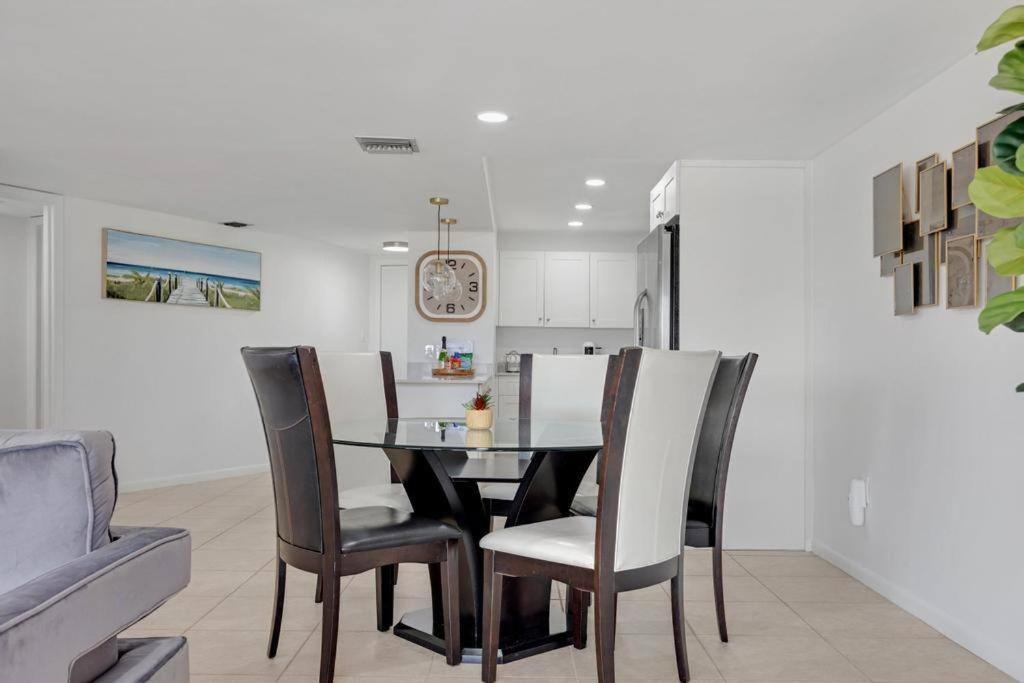 Overlooking Marina/ocean View & Free Golf Cart Holiday home