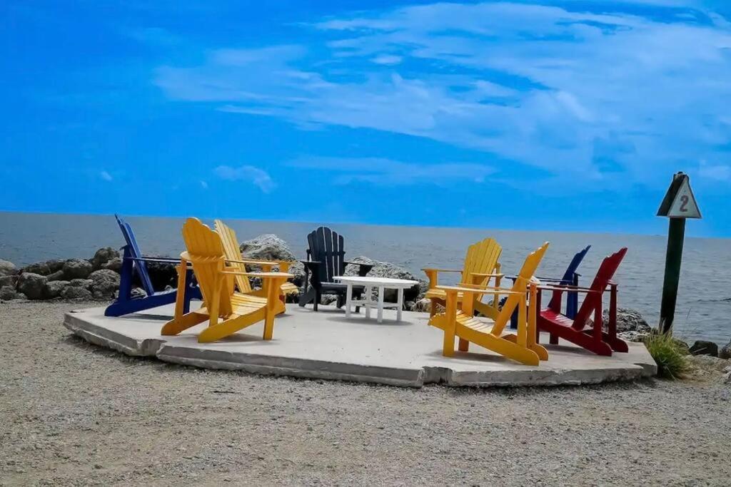 Holiday home Overlooking Marina/ocean View & Free Golf Cart *