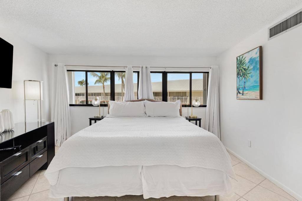 Holiday home Overlooking Marina/ocean View & Free Golf Cart Key Largo