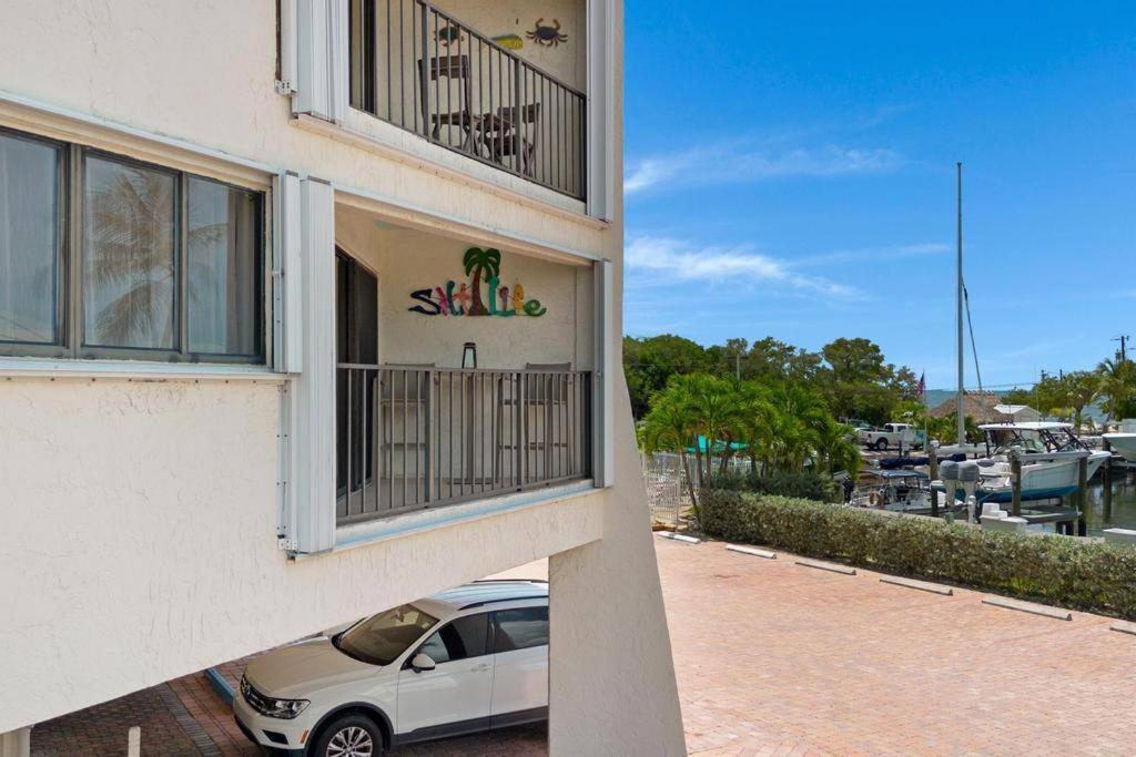 Holiday home Overlooking Marina/ocean View & Free Golf Cart *