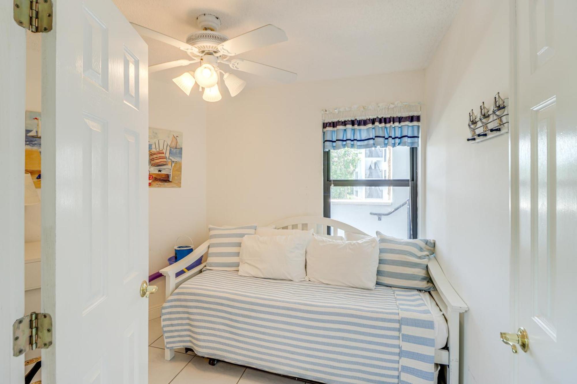 - Community Pool, Marina And Beach! Apartment *