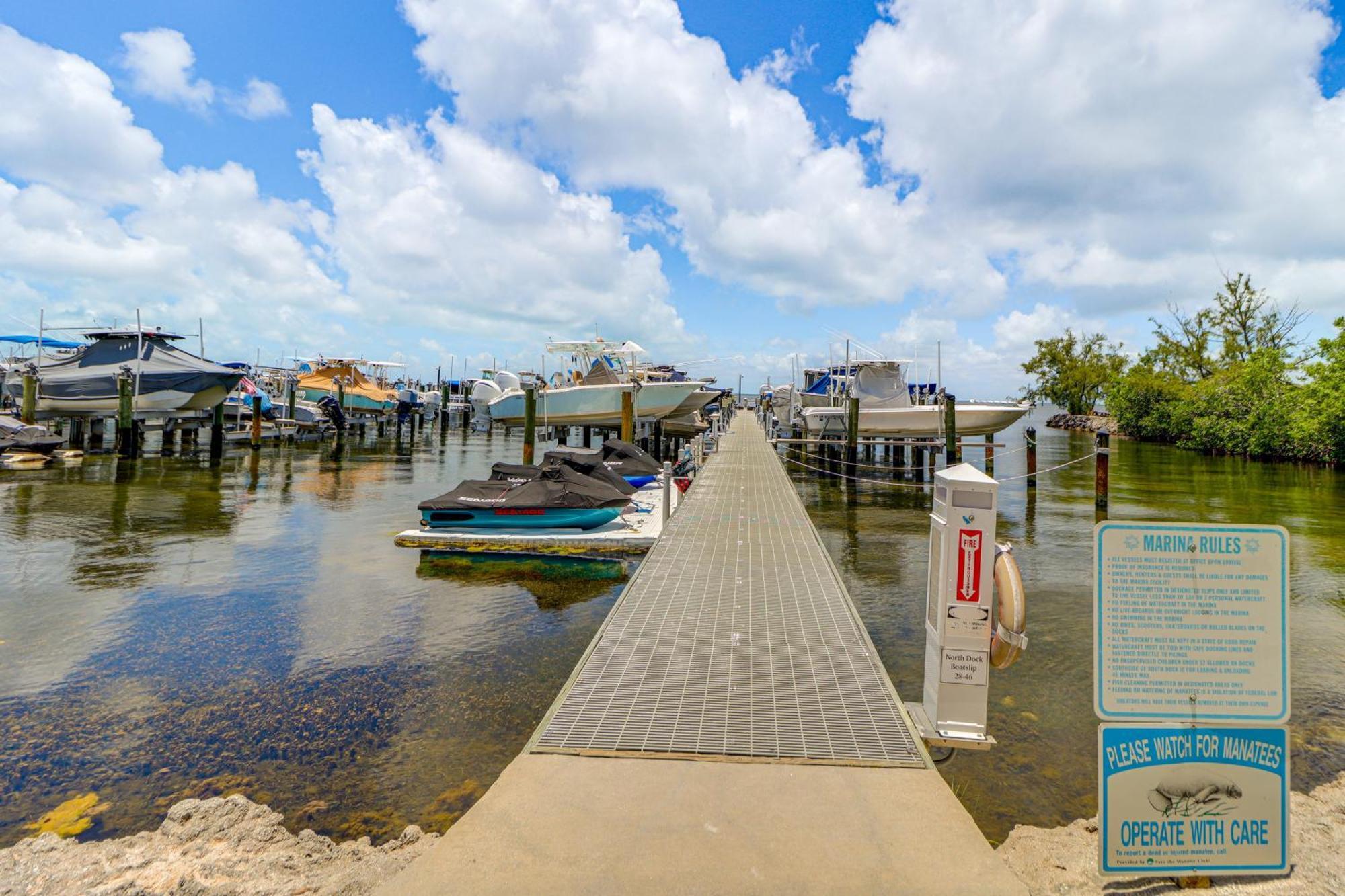 Apartment - Community Pool, Marina And Beach!