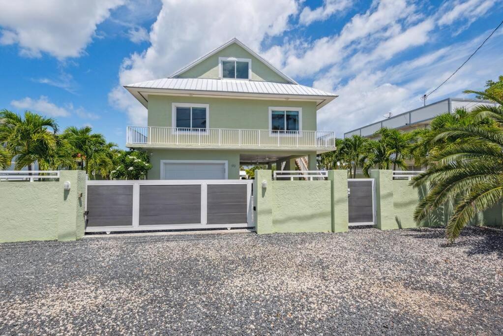 Endless Summer House *