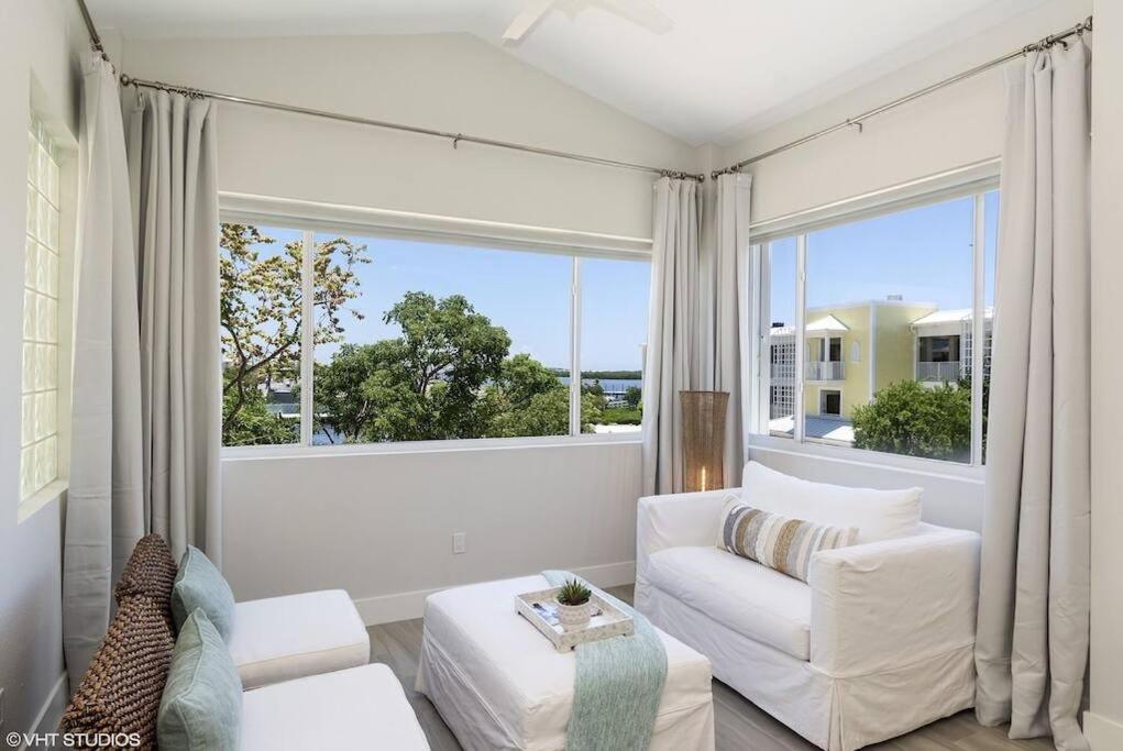 Mariners 212 Great Location With Marina Views *