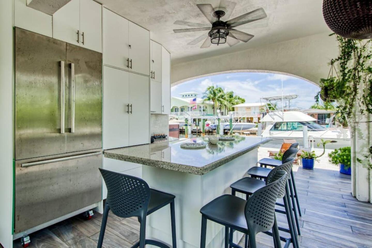 350a Waterfront Oasis With Hot Tub Apartment *