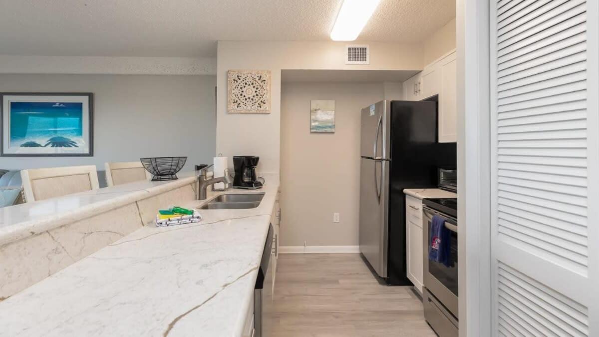 Marina To Ocean View Ocean Pointe 5308 Holiday home
