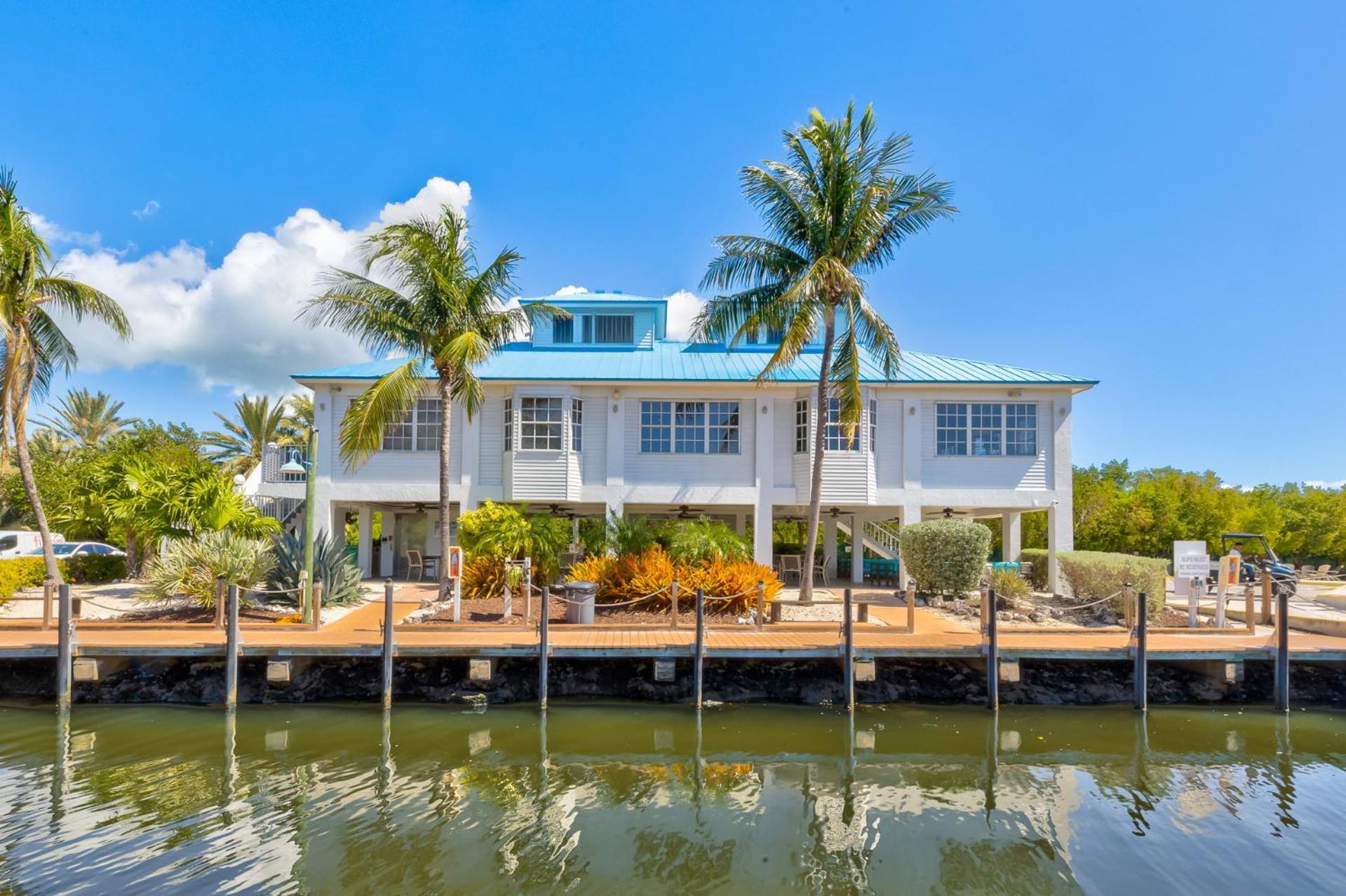 Holiday home Baha Penthouse Ocean Pointe 1416 *