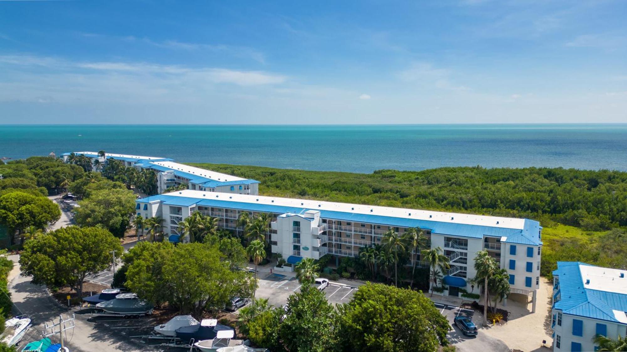 Apartment Sunrise Sanctuary - Floor Ocean Pointe 2415 *