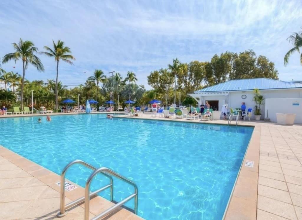 Paradise Palms Ocean Pointe 1206 *