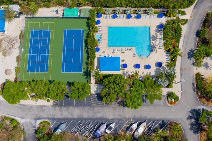 Ocean View Corner Penthouse Ocean Pointe 5416 Key Largo