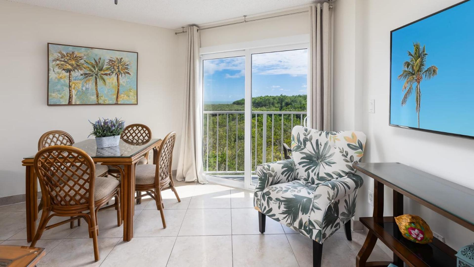 Modern And Coastal Ocean Pointe 2307 Holiday home *