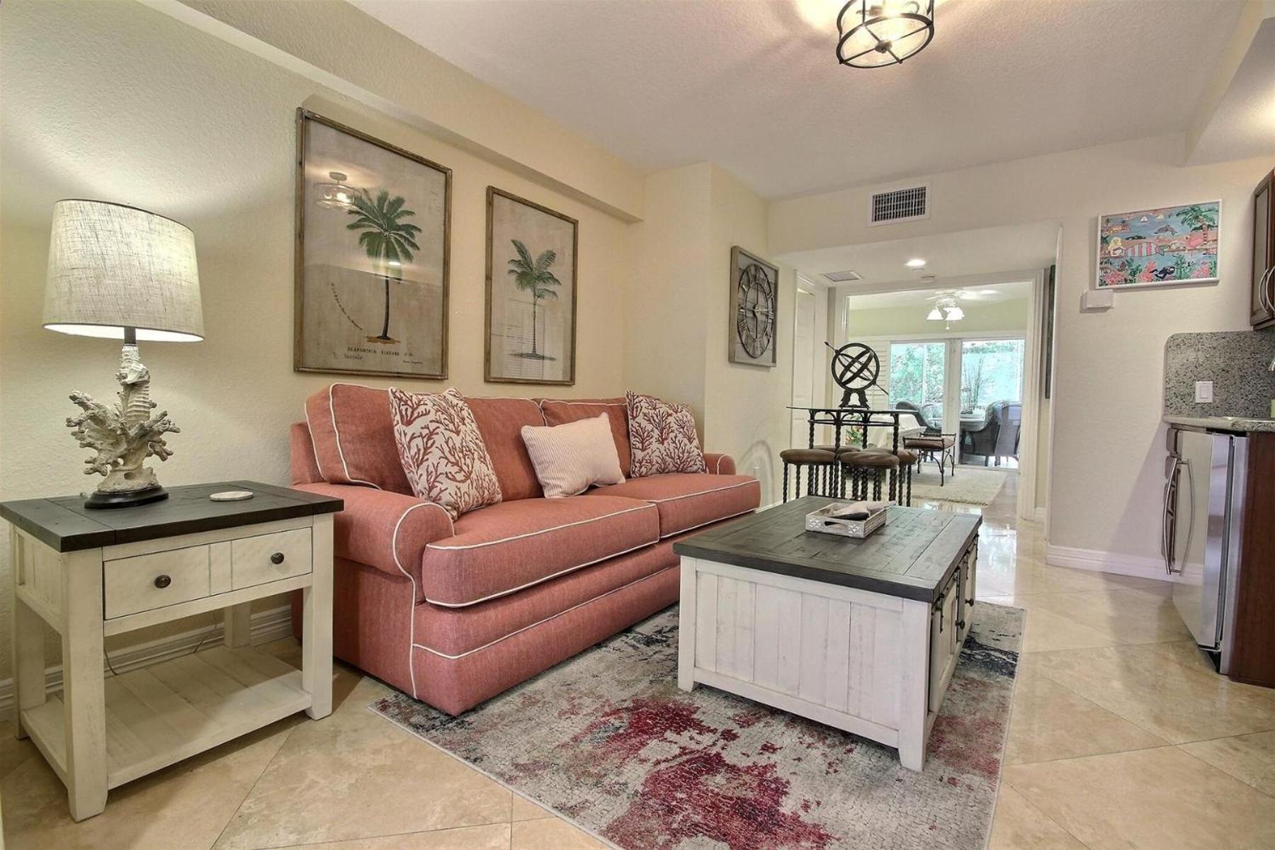 608 Mariners Club Apartment
