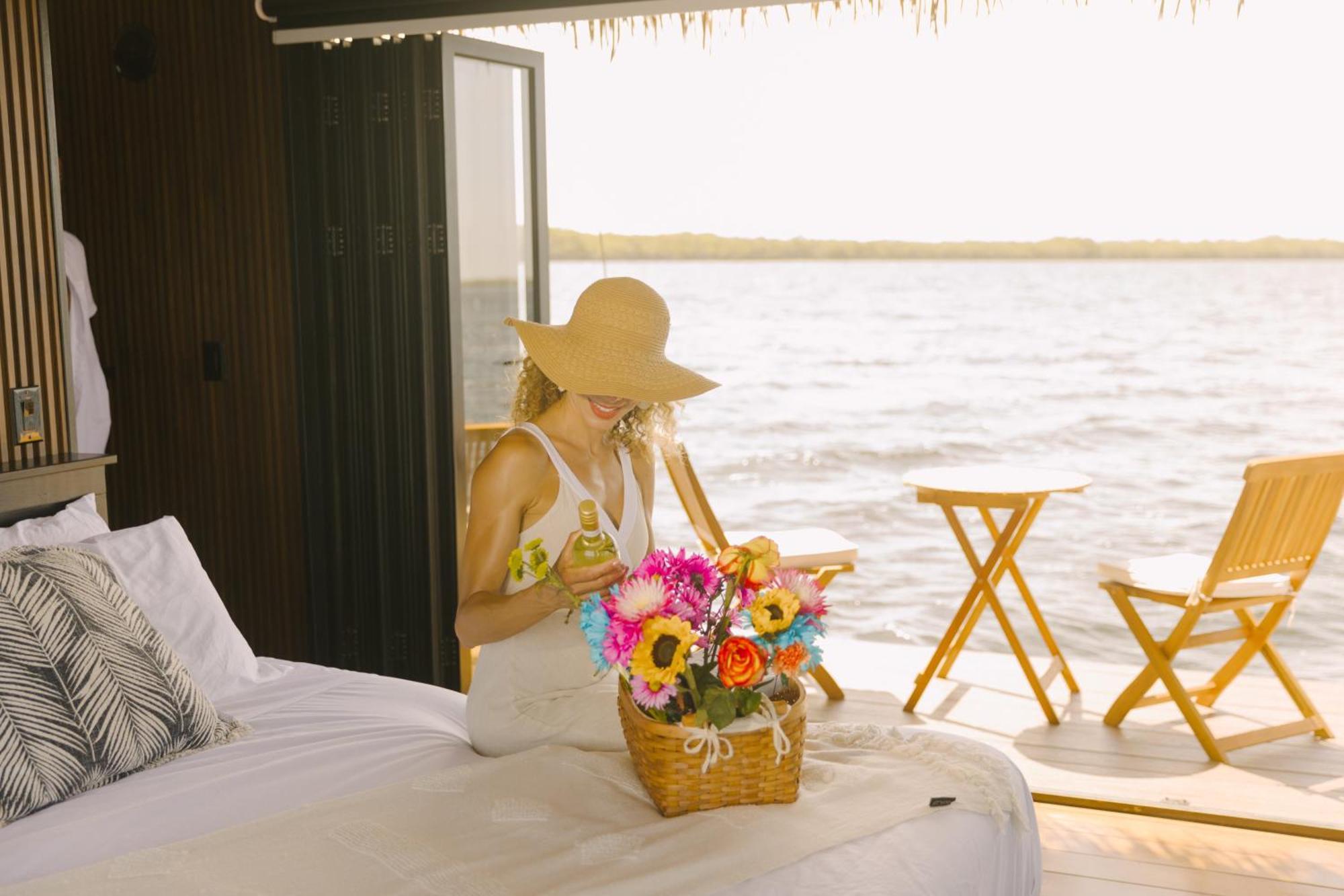 Floating Oasis - Luxury Private With Modern Amenities Key Largo