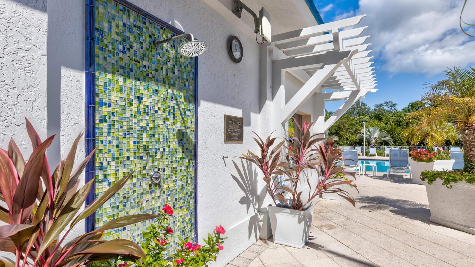 Modern And Coastal Ocean Pointe 2307