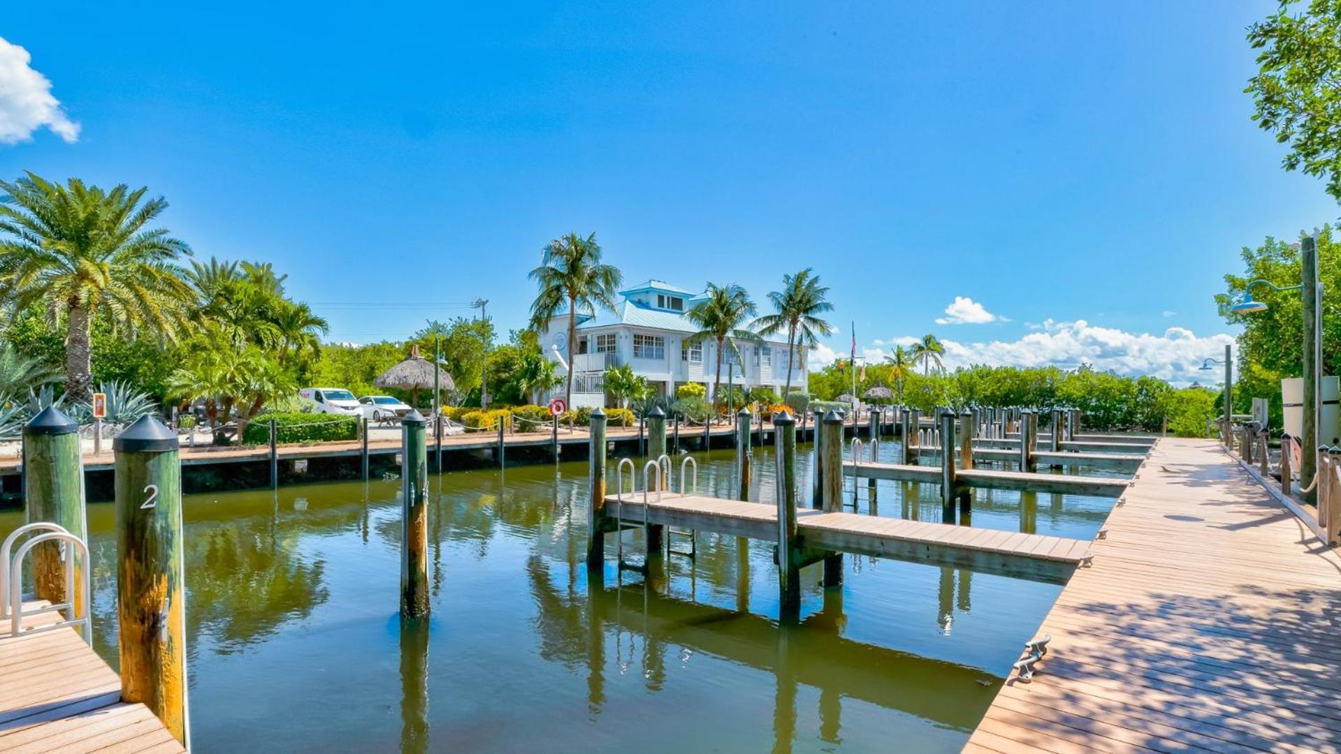 Modern And Coastal Ocean Pointe 2307 Holiday home Key Largo
