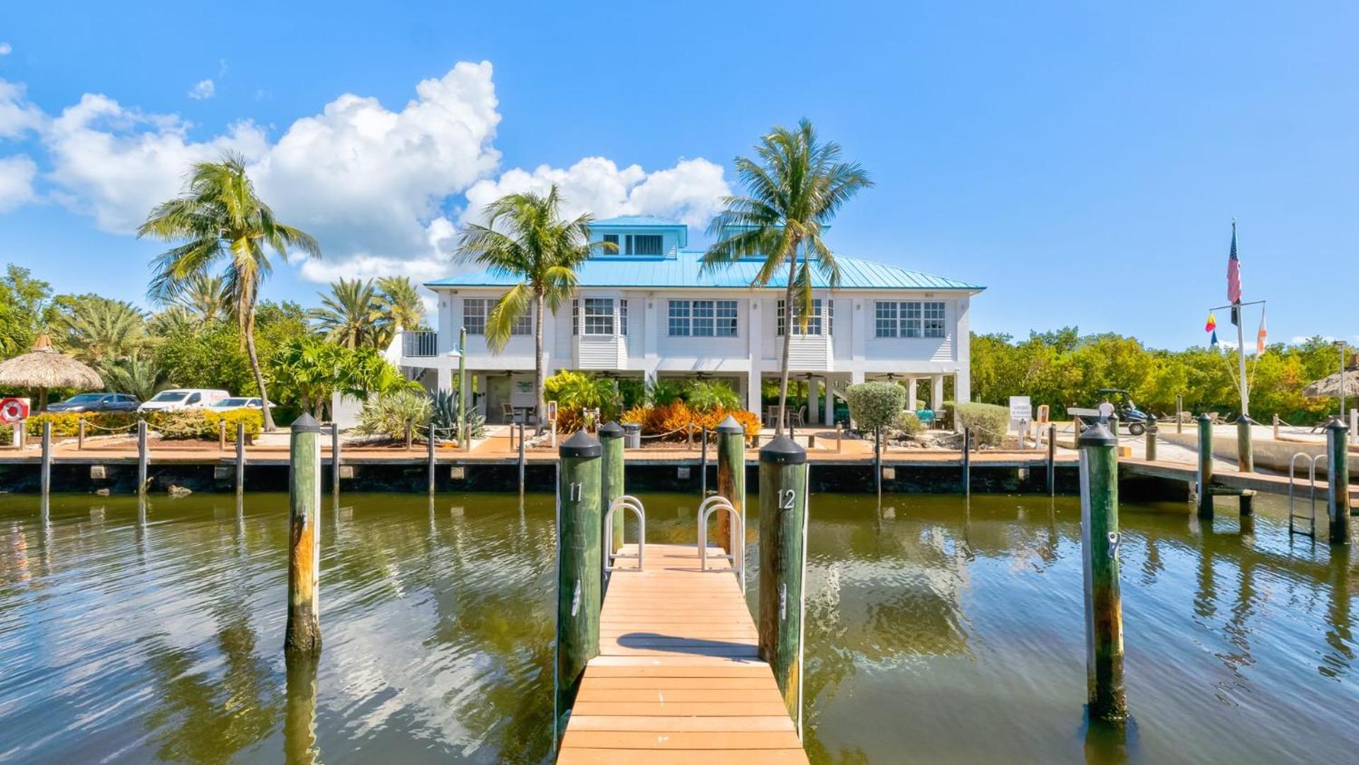 Holiday home Modern And Coastal Ocean Pointe 2307