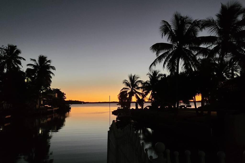 Tidemark - Private Swim Spa, Tiki, 200ft Of Waterfront Dockage