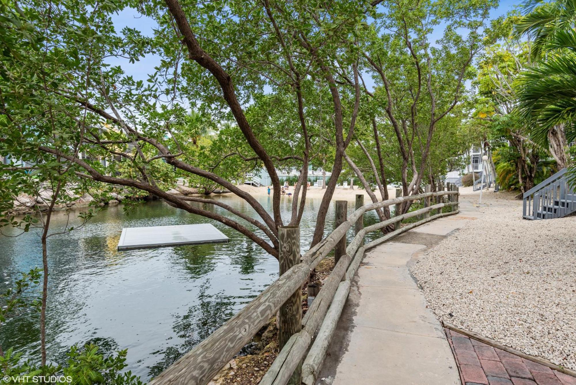 Beautiful Kawama Townhouse-p6 * Key Largo