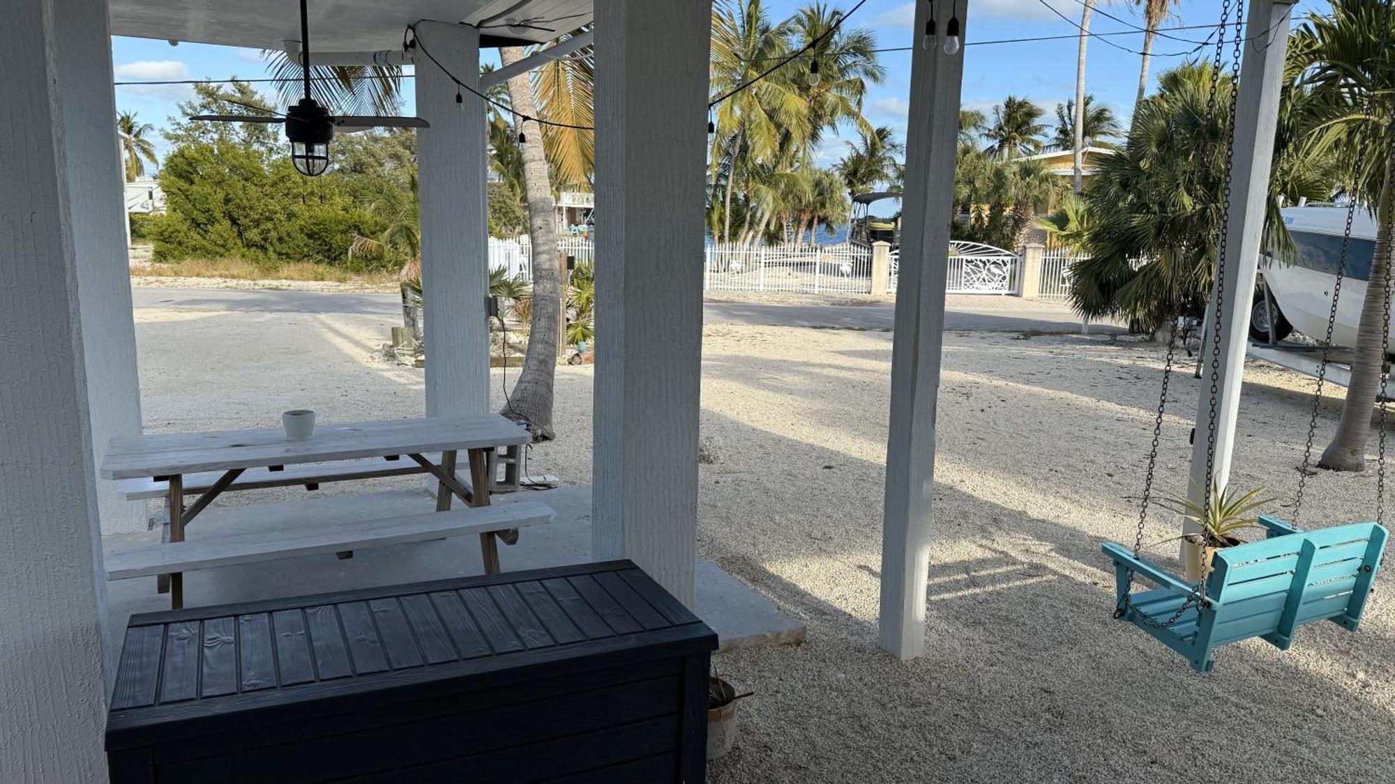 Holiday home Tidemark - Private Swim Spa, Tiki, 200ft Of Waterfront Dockage