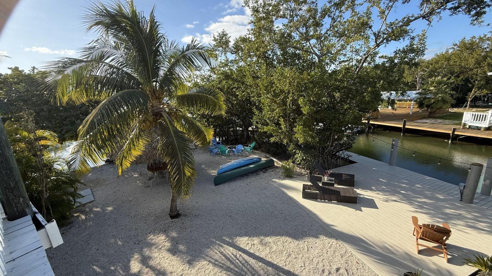 Tidemark - Private Swim Spa, Tiki, 200ft Of Waterfront Dockage Holiday home *
