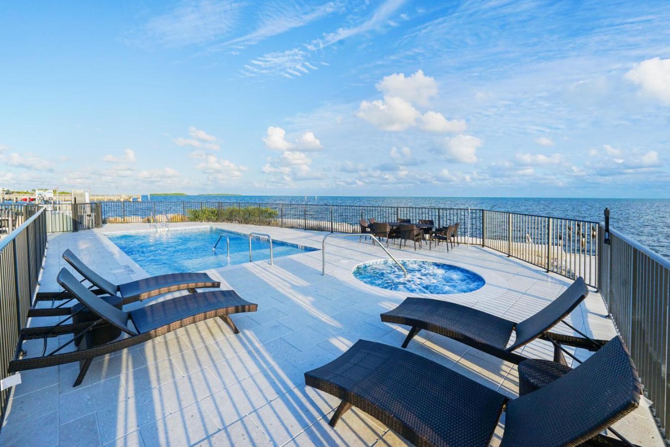 Oceanfront Oasis With Pool And Hot Tub Key Largo