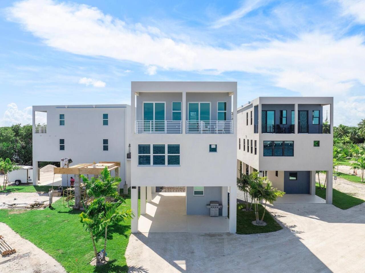 Holiday home Oceanfront Oasis With Pool And Hot Tub *