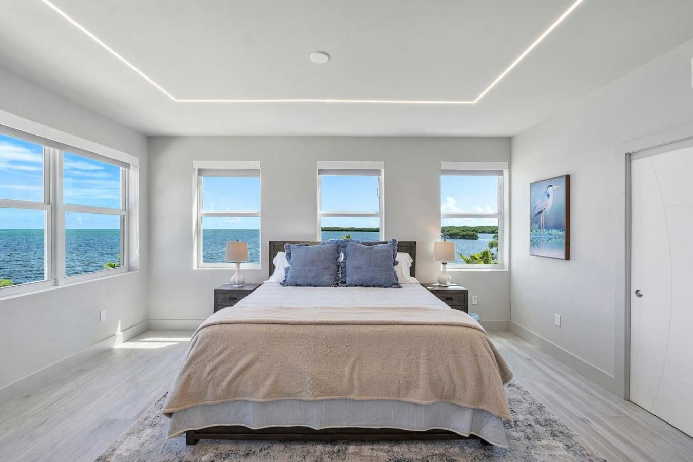 Oceanfront Oasis With Pool And Hot Tub Key Largo