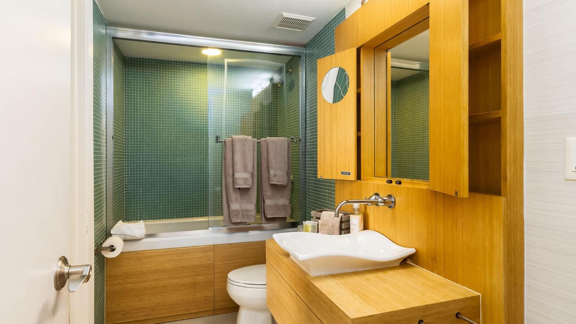 Captains Quarters Ocean Pointe 4405 * Key Largo