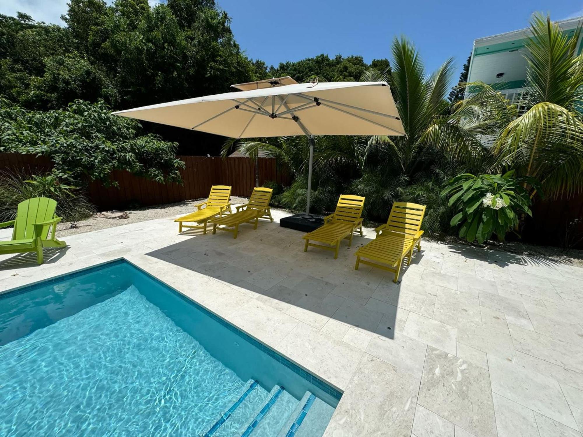 Holiday home With And Pool Key Largo
