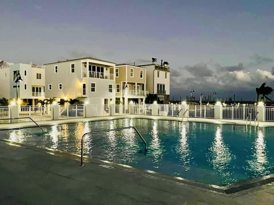 Casa153 *