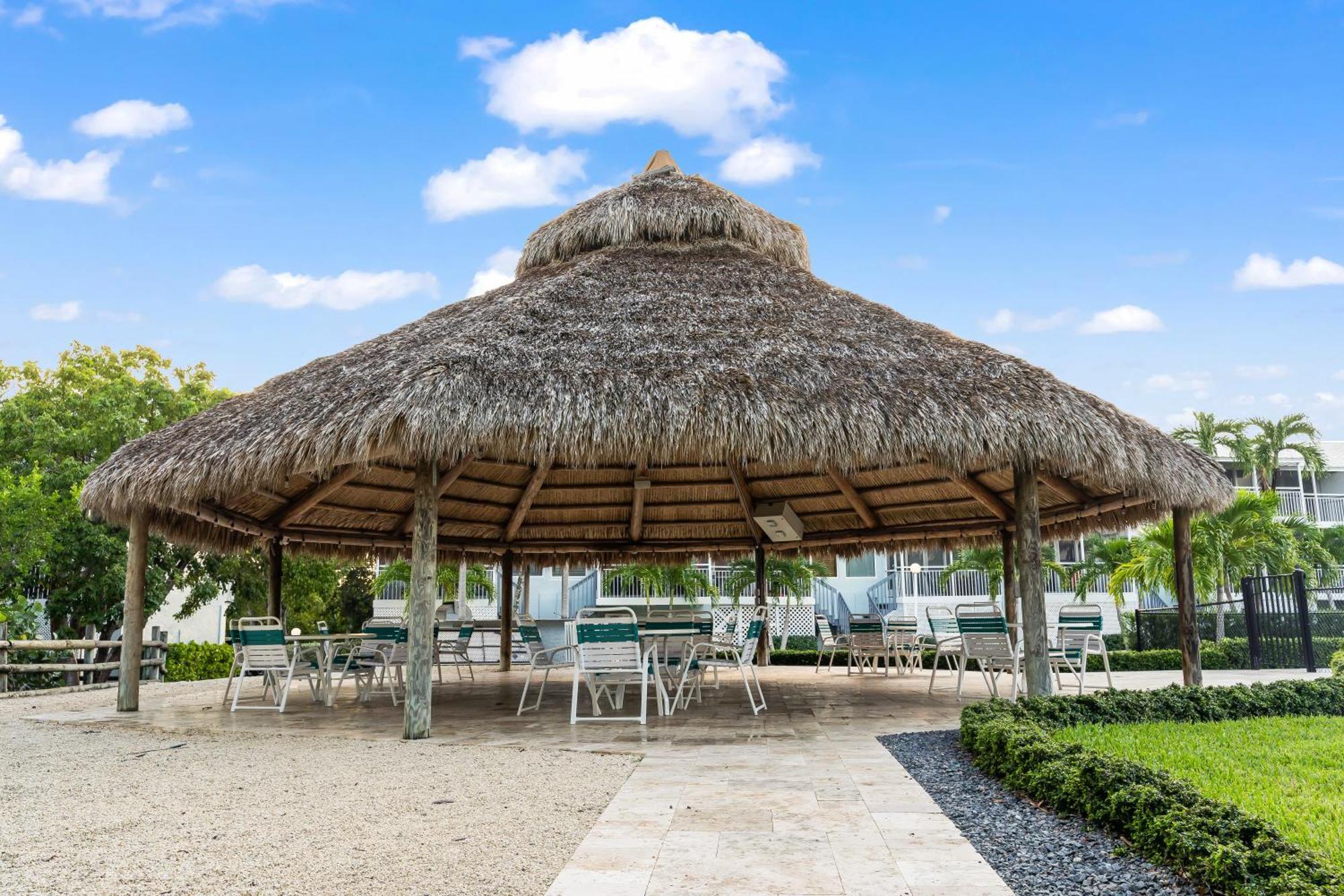 Tower 2 Master Suites, 2 Kings Beds, Marina * Key Largo
