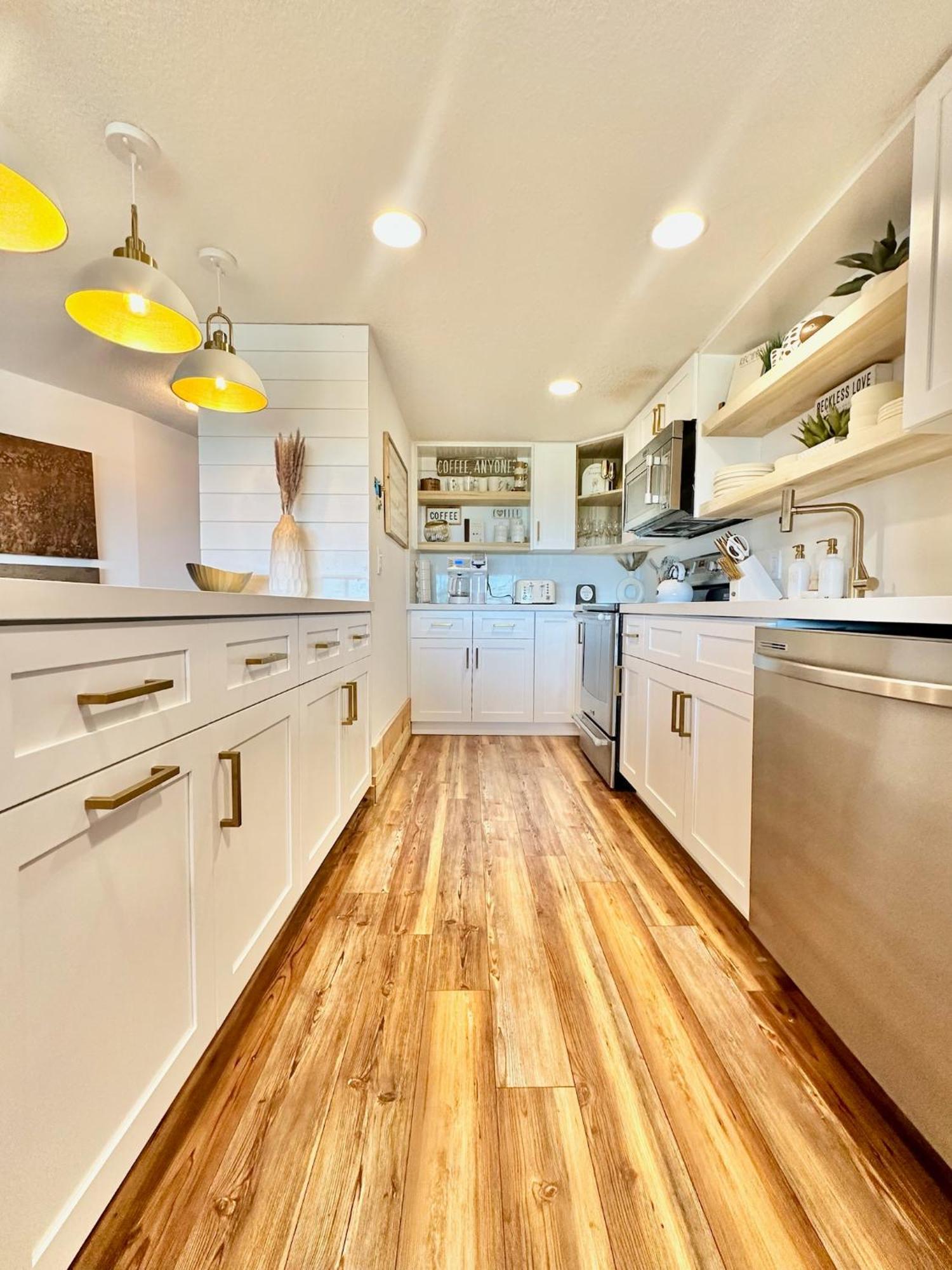 Tower 2 Master Suites, 2 Kings Beds, Marina * Key Largo